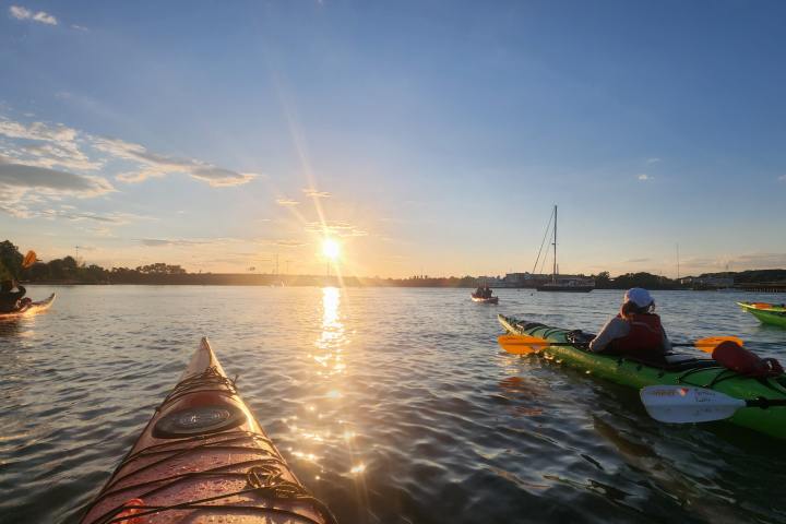 a small boat in a body of water